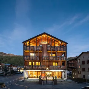 https://hotel-larice.it-lombardy.com